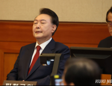 尹 탄핵 찬성 60%‧반대 35%…정권교체 52%‧유지 37% [갤럽]