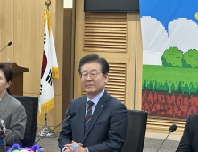 이재명 “게임 산업, 억압당해…성장 위한 길 열겠다” [쿠키 현장]