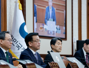 최상목 “의대생 반드시 돌아와야…의료개혁 후퇴 없어”