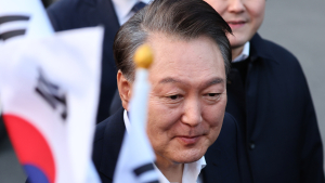 국민 2명 중 1명 “尹 대통령 구속취소 결정 잘못” [쿠키뉴스 여론조사]