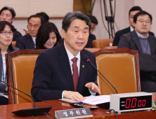 이주호 “의대 증원 무효 아냐…2027년 정원 추계위 통해 결정”