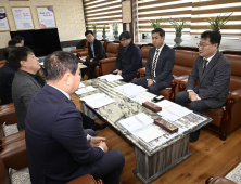 [포토] 여중협 강원도행정부지사, 평창군청 방문 현안 청취 