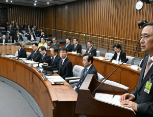 금정호 신영證 사장, 정무위서 ‘발끈’…“홈플 회생 상식적 이해 안돼”