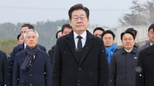 이재명, 광주서 공식 활동 재개…“친위 쿠데타 책임 반드시 물을 것”