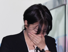 문다혜, ‘음주 운전·불법 숙박업 혐의’ 첫 공판