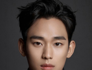 김수현 측, 故 김새론 유족·가세연 고발…“사진 공개로 수치심 유발”