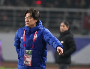 쓰러진 이강인·백승호…잃은 게 많은 한국, 오만전 1-1 무