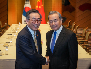 中 한한령 해제될까…“문화교류 복원, 협력 계기로 잇는다”