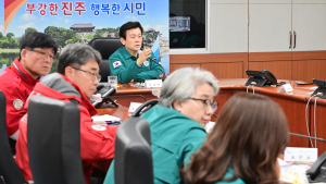 진주시, 산청군 산불 피해 복구 지원...대응태세 강화