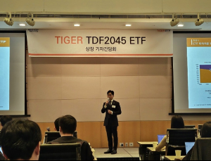 패시브 장점+ETF 유연성…미래에셋운용 ‘TDF ETF’ 경쟁 참전