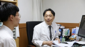 꽃 피고 따스한 봄 불청객, 피로한 ‘춘곤증’ 오래 간다면 [건강 나침반]