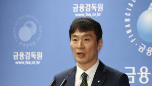 이복현 “MBK 4000억원 전단채 전액변제? 거짓말”