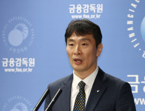 이복현 “MBK 4000억원 전단채 전액변제? 거짓말”