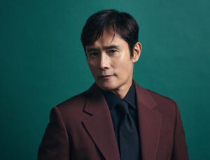 이병헌 “아들이 꼽은 1등 영화 ‘승부’, 우여곡절 끝 개봉 행복해” [쿠키인터뷰]