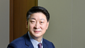 연임 굳힌 오화경, 저축은행 살릴 묘안은 ‘서민금융’