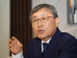 정근식 서울교육감 “日, 역사왜곡 선동 말라”