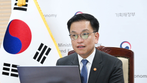 최상목 “산불로 역대 최대 피해, 10조원 규모 필수 추경 추진”