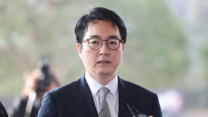 외교부, 검찰총장 딸 특혜 채용 의혹에 “부당한 주장”