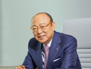 김승연, (주)한화 지분 11.32% 세 아들에 증여…승계 완료 가닥