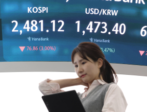 관세공포에 치솟는 환율, 금융위기 이후 최고치