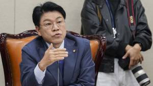 장제원 前비서 측 “추행 정황 담긴 영상·유전자 증거 제출”