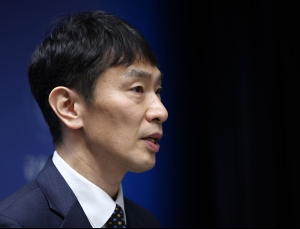 韓 대행, 상법 개정안 ‘거부권’…금감원장직 걸었던 이복현 행보는 