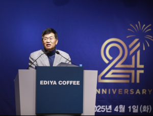 문창기 이디야커피 회장 “조직 역량 극대화 핵심은 유연한 소통”