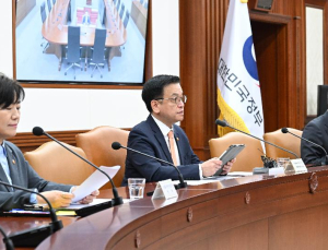 최상목 “공공요금 동결…산불피해 4천억 신속지원”