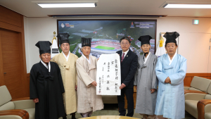 홍태용 김해시장 춘향대제와 신산서원 향례 초헌관으로 잔 올린다