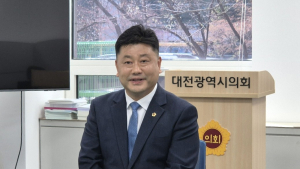 방진영 대전시의원 “유성구민과 대전발전 위해 열심히 뛰겠다”