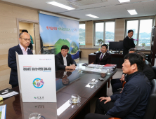 이상근 고성군수, 허구연 KBO 총재와 스포츠마케팅 논의