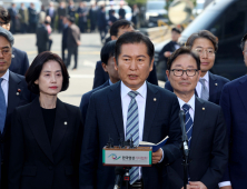 정청래 탄핵소추위원장 “국민의 승리…역사는 후퇴하지 않아”