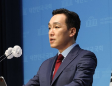 국힘 김민수, 당 중진 ‘대통령 삼일장’ 발언에 격분…“어떤 X이냐”