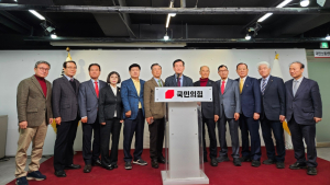 국힘 내부서 김문수 지지 목소리 커져…전직 의원‧시민단체 출마 촉구