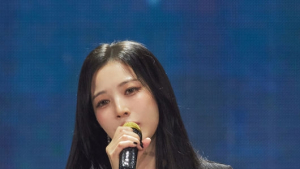 스킨십에 “전현무 아깝다” 망언…보아, 취중 방송 논란 이틀 만에 사과