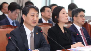 산업장관 “반도체·제약 등도 25% 美 품목관세 예상”
