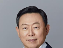 신동빈 회장, 서울모빌리티쇼 참관…롯데관 방문