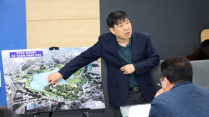 전주 덕진공원, 호수 조망 열린광장으로 재탄생