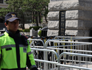 헌재, 한덕수 대행 재판관 지명 논란 이틀째 평의…이르면 오늘 결정