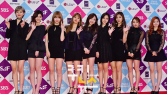 트와이스, 8년 만의 콜드플레이 내한 공연 오프닝…“좋은 추억 될 것” [쿠키 현장]