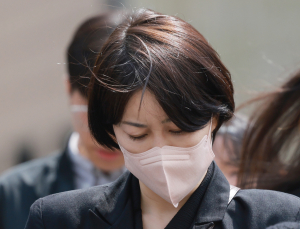 ‘음주운전·불법숙박업’ 혐의 문다혜, 1심서 벌금 1500만원