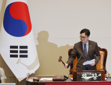 ‘내란·명태균 특검’ 폐기 수순…‘끝까지 간다’ 재추진 고심하는 민주당