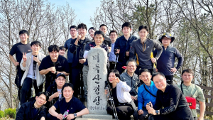 정호석 하림 대표, 임직원과 미륵산 소통…“일하기 좋은 문화 만들 것”