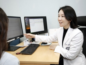 일어설 때 어지러우면 빈혈? [건강 나침반]