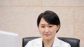 신약 ‘레켐비’가 바꾼 치매치료 판도…돌봄제도는 ‘제자리’ [쿠키인터뷰]