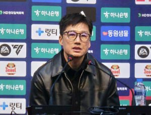 이정효 감독 “경기 막판 경고? 내가 시켰다…서울전 승리, 사우디서 큰 힘”