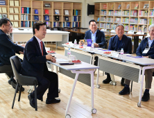 허경수 코스모 그룹 회장, 진주 방문...'진주 K-기업가정신' 가치 체험