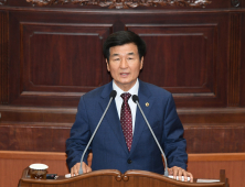 유계현 경남도의원, 외국인 정책 중장기 인구 전략 전환 촉구