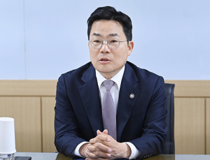 한미 이번 주 관세 협상 작업반 구성…“알래스카 LNG는 사업성 우선”