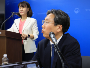 개인정보위 부위원장 “SKT 해킹, 메인서버서 정보유출 추정”